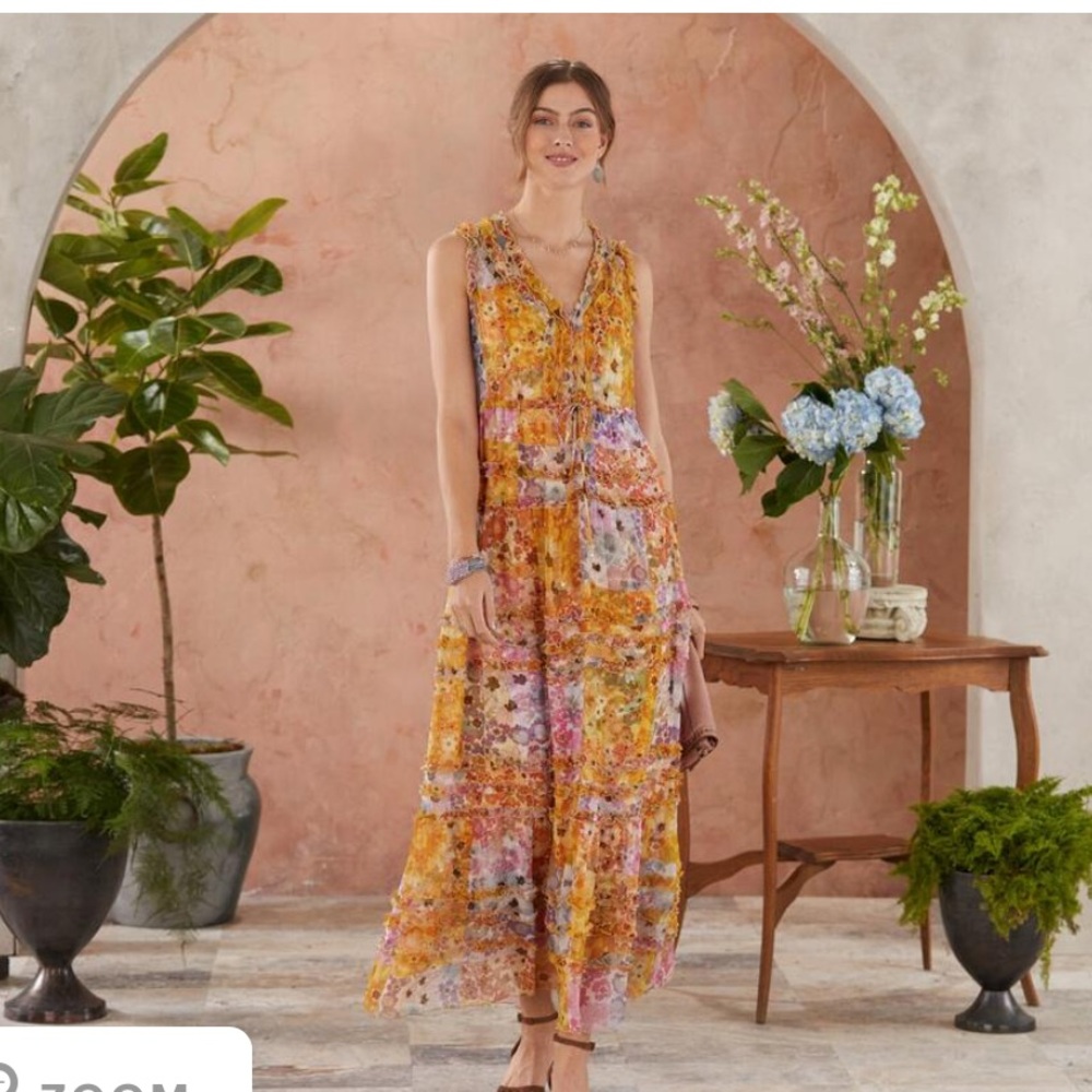 Stunning Floral JOHNNYWAS Gown!